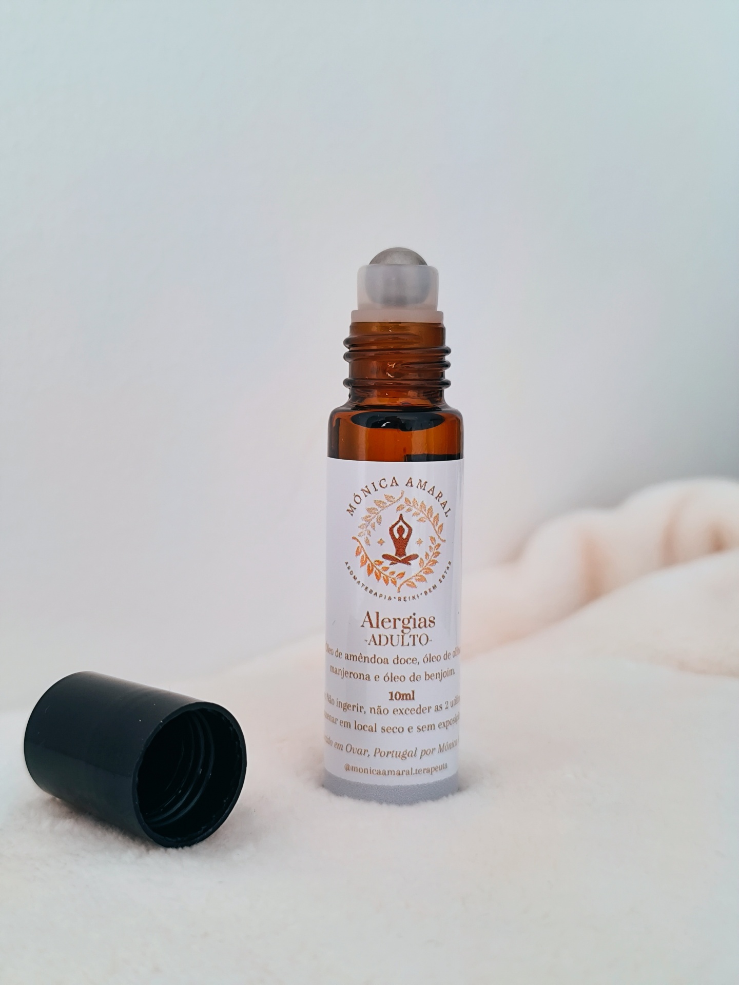 Roll on Alergias Frasco âmbar com óleo essencial para alergias adulto e bola aplicadora metálica