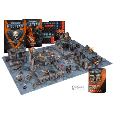 Jogo Warhammer Kill Team com miniaturas e cenário detalhado em tons cinza e azul