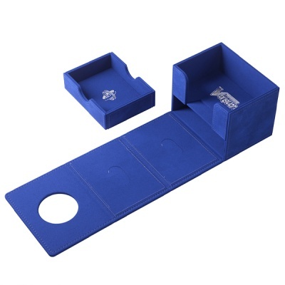 Organizador azul para cartas e dados com texto PLAYMAT