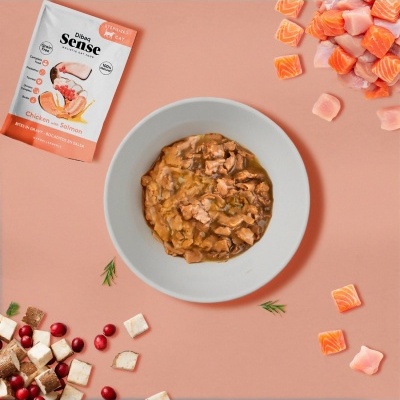 Embalagem de comida húmida para gato Dibaq Sense Chicken Salmon com prato de comida húmida e ingredientes crus