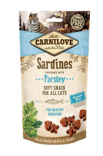 Embalagem de snack Carnilove sardinhas com salsa para gatos, texto e imagens descritos