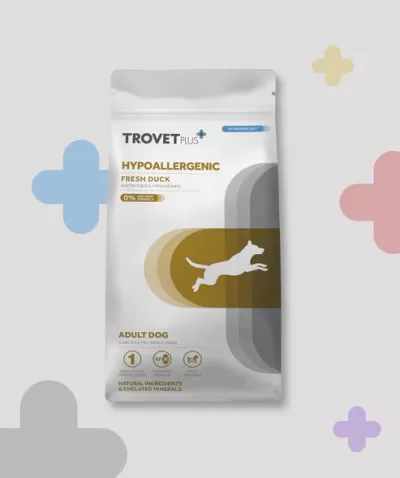Embalaem de ração para cão TROVET PLUS Hypoallergenic Fresh Duck com gráfico de cão a correr