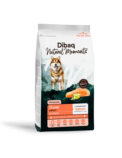 Embalagem de ração para cães Dibaq Natural Moments Ocean Adult com ilustração de cão e salmão