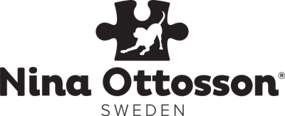 Logótipo Nina Ottosson Sweden com ícone de peça de puzzle e criança a brincar