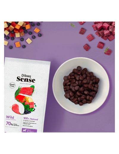 Pacote ração para cães Dibaq Sense Wild com taça de croquetes castanhos