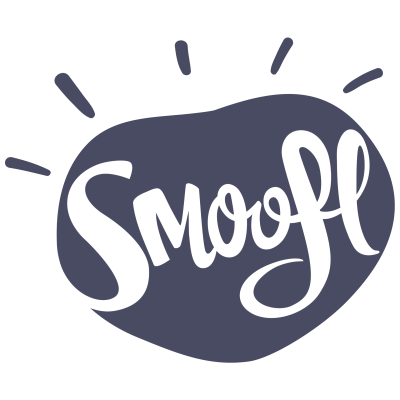 Logótipo Smooff em branco sobre fundo cinza escuro com linhas decorativas