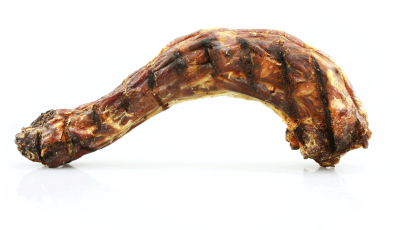 Pescoço de carne grelhada com marcas de grelha em fundo branco