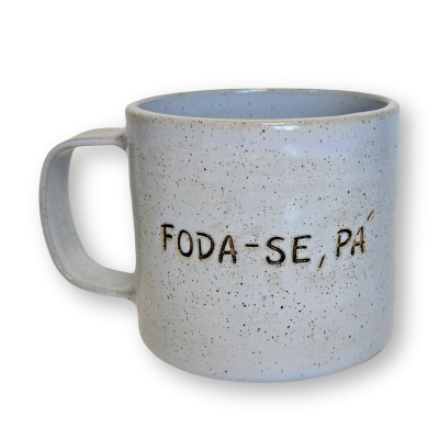 https://www.motiveceramica.com/product/caneca-foda-se-pa-azul-celestial