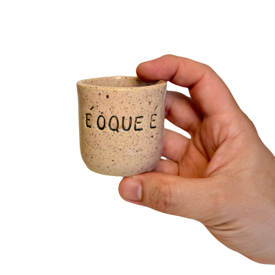 https://www.motiveceramica.com/product/mini-copinho-e-o-que-e-rosa-nude