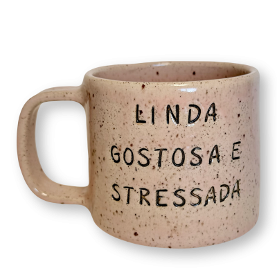 https://www.motiveceramica.com/product/caneca-linda-gostosa-e-stressada
