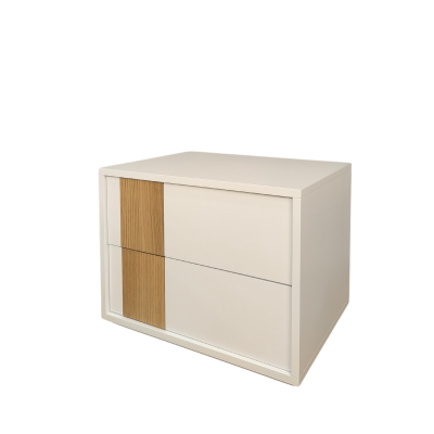 Cômoda branca com duas gavetas e detalhe em madeira clara