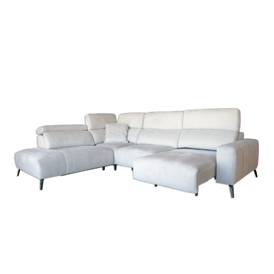 sofá de canto cinzento claro com chaise longue e almofada