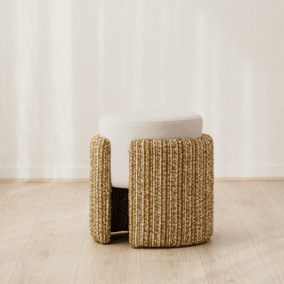 Puff redondo com assento bege e base em tecido castanho e bege texturizado