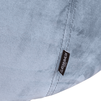 tecido azul claro com etiqueta CLASSIBRITTA