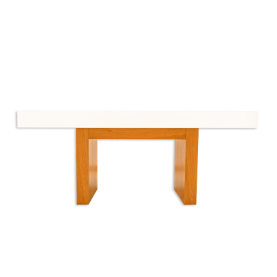 Mesa de centro branca com estrutura em madeira clara