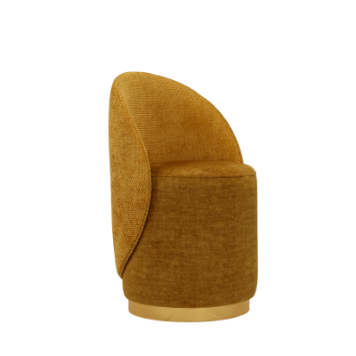 cadeirão amarelo com base de madeira clara