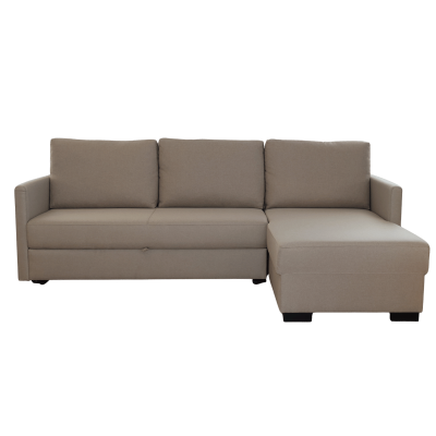 Sofá chaise longue bege com três almofadas e braços rectos