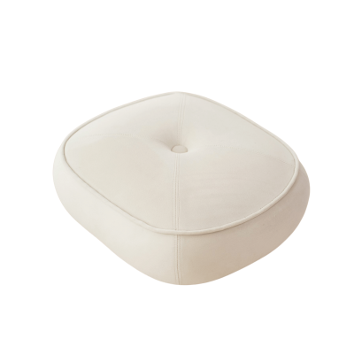 Pufe quadrado bege claro com botão central e costura visível