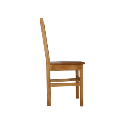 Cadeira de madeira castanha clara vista lateral