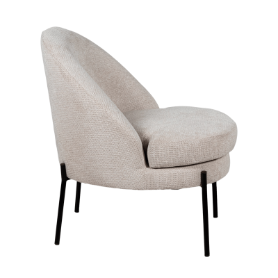 Cadeira estofada bege com pernas pretas finas e design moderno