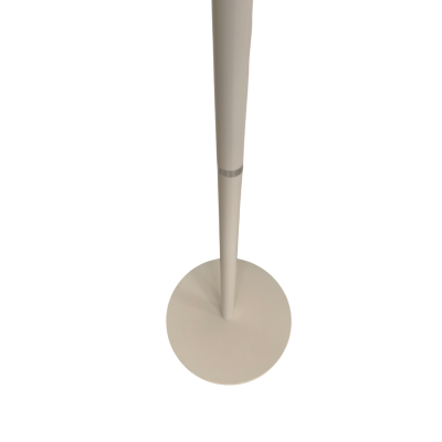 Estrutura vertical cinza claro com base circular larga