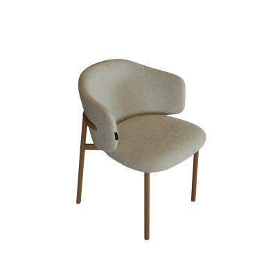 Cadeira de tecido bege com estrutura de madeira clara e etiqueta GARPE