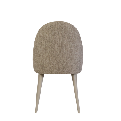 Cadeira cinza claro com pernas brancas vista de trás