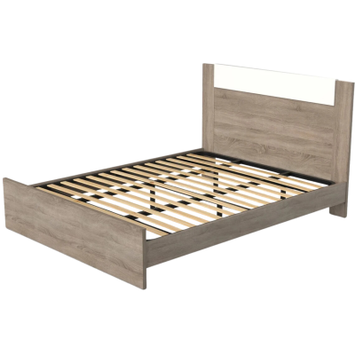 Cama de estrutura em madeira clara com ripas e placa branca na cabeceira