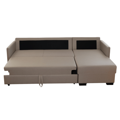 Sofá-cama em tecido bege com encostos pretos e assento extensível