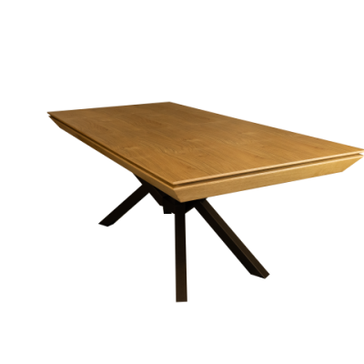 Mesa de jantar retangular em madeira e metal preta