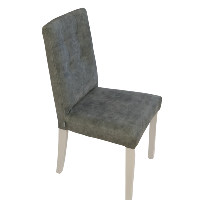 Cadeira estofada cinzenta com pernas brancas de madeira