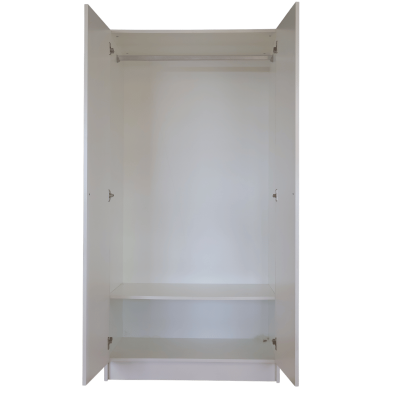 Armário branco de duas portas aberto com barra e prateleiras interiores