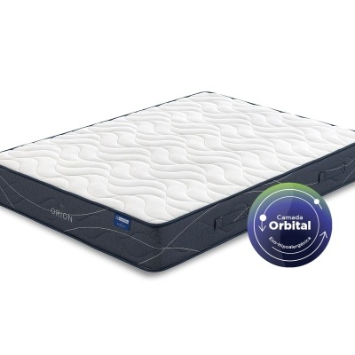 Colchão branco com bordas cinzentas e selo azul Cama Orbital