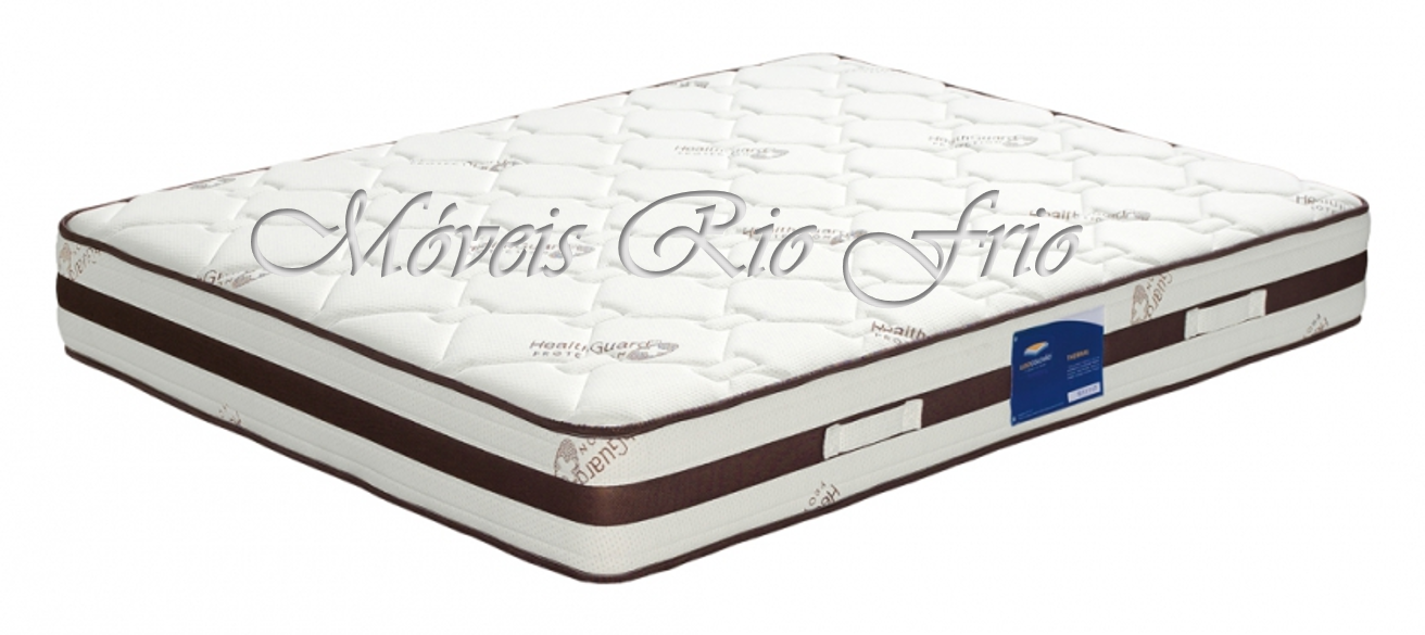 Colchão branco com padrão acolchoado e bordas castanho-escuras