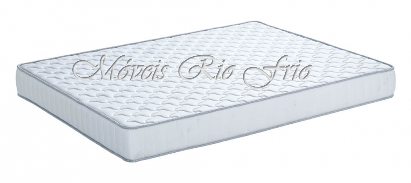 Colchão branco com padrão ondulado e texto 'Móveis Rio Frio'