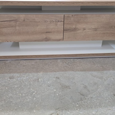 M&#x00F3;vel&#x20;de&#x20;TV&#x20;Linha&#x20;Cl&#x00E1;udia