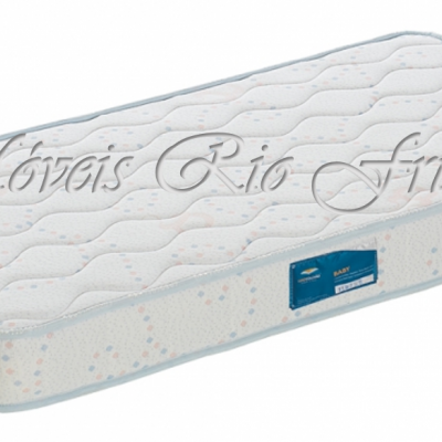 Colchão branco com costura cinzenta e padrão ondulado com etiqueta azul