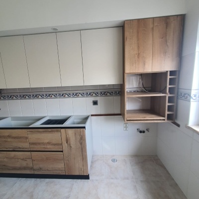 Cozinha&#x20;Bege&#x20;e&#x20;Carvalho&#x20;N&#x00F3;rdico