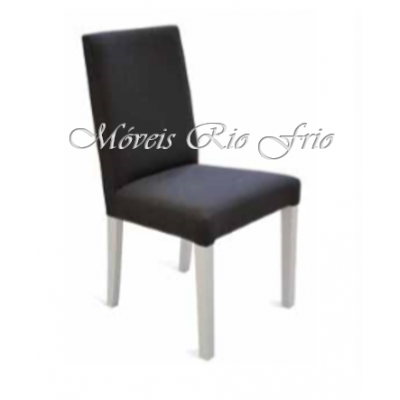 Cadeira preta com pernas brancas sobre fundo branco