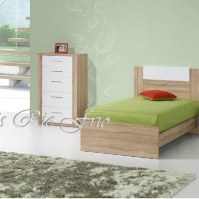 quarto com cama individual, móvel de gavetas e estante em madeira clara e branco