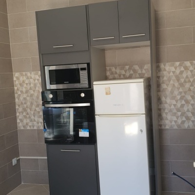 Cozinha&#x20;Cinzento&#x20;escuro&#x20;e&#x20;Cinza