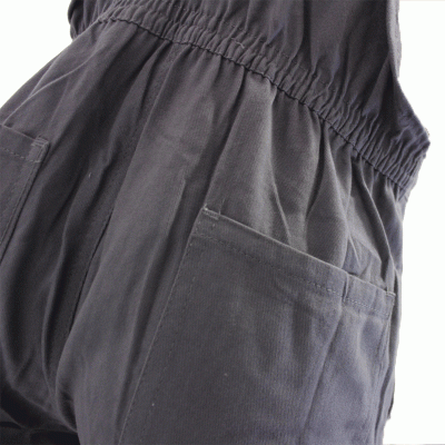 Calças cinzentas com bolso lateral e cintura elástica