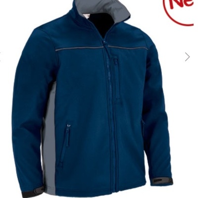 Casaco azul com fechos e detalhes cinzentos