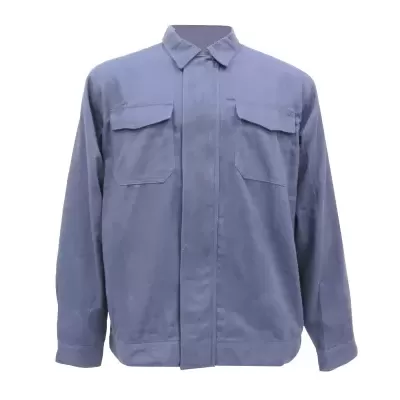 Casaco azul cinzento de manga comprida com bolsos no peito