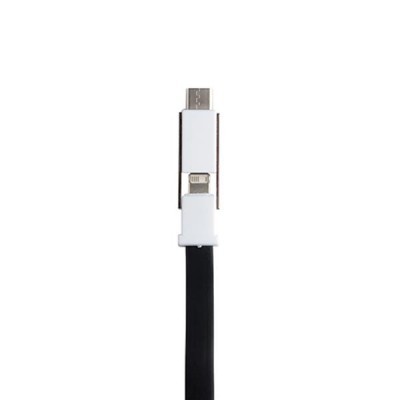 Cabo preto com conector USB tipo C e adaptador Lightning branco