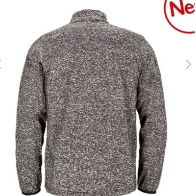 Casaco cinza mesclado visto de costas com gola alta