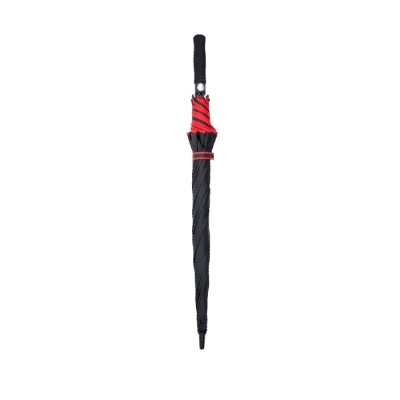 Guarda-chuva fechado preto e vermelho com cabo preto