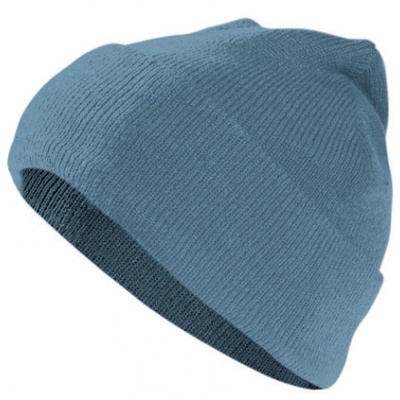 Gorro de malha azul claro com textura canelada