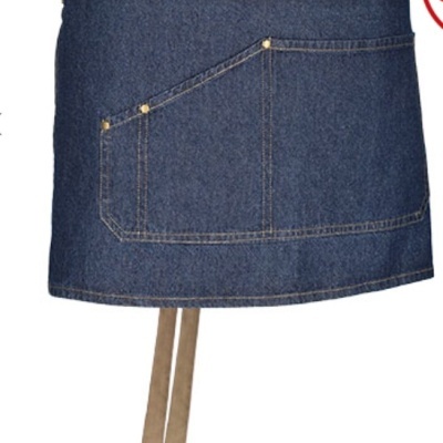 Mini saia azul escuro em ganga com bolso frontal e cintos bege