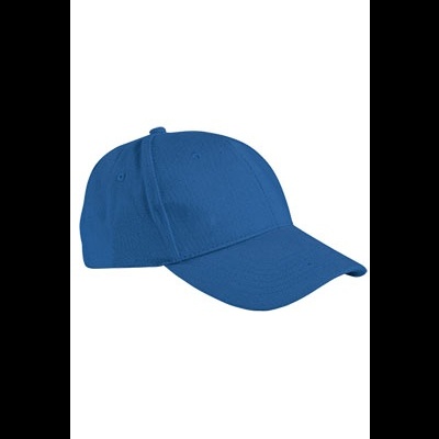 boné azul simples com pala curva em fundo branco